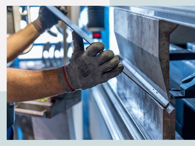 Гибка металла в Тихорецке